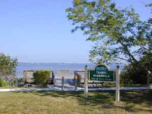 The City of Punta Gorda has a Riverwalk through the downtown and park areas.